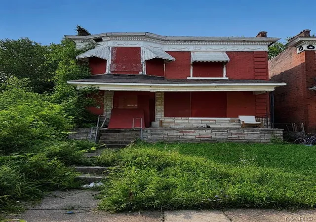 Photo 1 of Single family home for sale at 1324 Laurel St, Saint Louis, MO 63112 | MLS# MIS26043715 | Listing updated on 2026-09-02