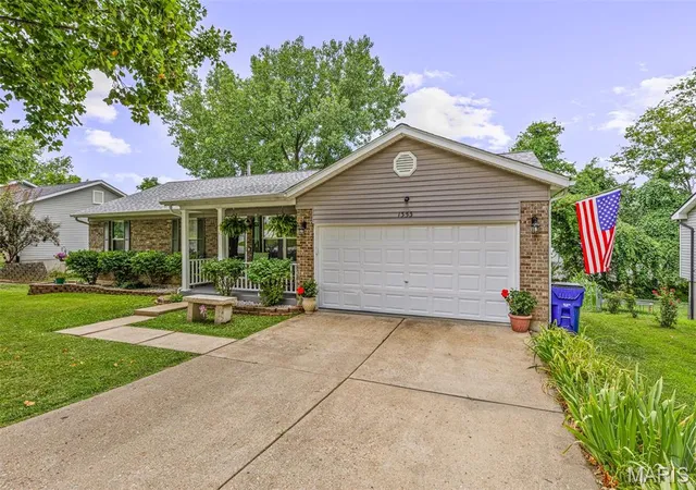 Homes for sale in Herculaneum, MO | 1353 Westchester Dr, Herculaneum, MO 63048 | MLS# MIS26043723