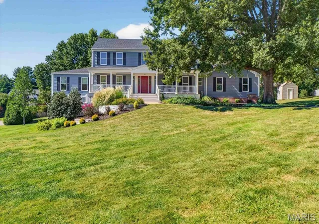 Photo 1 of Single family home for sale at 617 N Ballas Rd, Saint Louis, MO 63122 | MLS# MIS26043725 | Listing updated on 2026-10-08