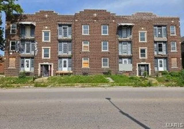 Photo 3 of Multi family home for sale at 3803 Fair Ave, Saint Louis, MO 63115 | MLS# MIS26043728 | Listing updated on 2026-08-17