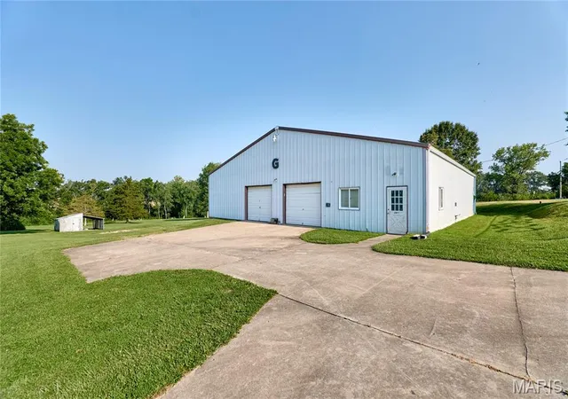 Photo 2 of Single family home for sale at 2601 N State Hwy 47, Warrenton, MO 63383 | MLS# MIS26043751 | Listing updated on 2026-07-17