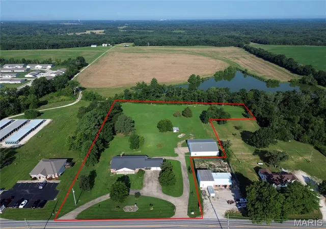 Photo 4 of Single family home for sale at 2601 N State Hwy 47, Warrenton, MO 63383 | MLS# MIS26043751 | Listing updated on 2026-07-17