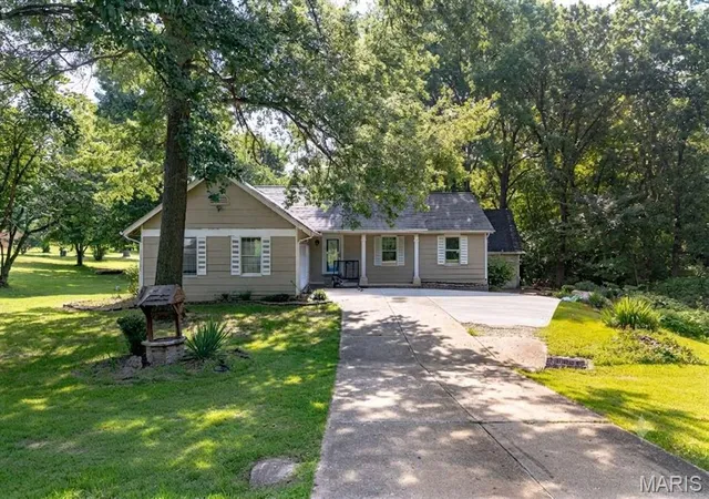 1st image of 6 Deer Creek Dr, O Fallon, MO 63366 | MLS# MIS26043765