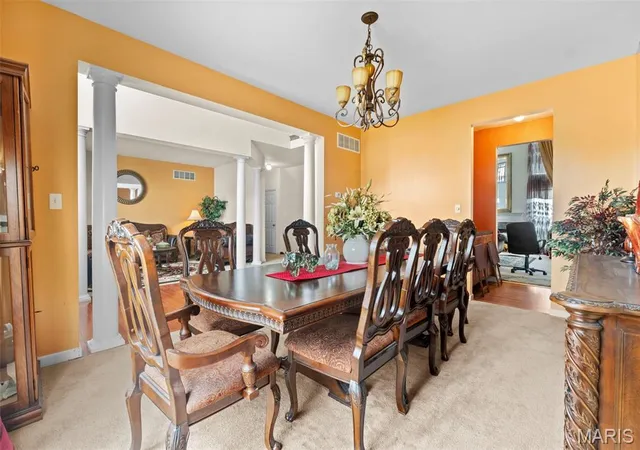 5th image of 5136 Delcastle Dr, Florissant, MO 63034 | MLS# MIS26043776