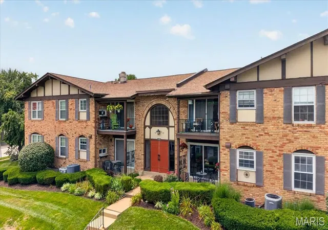 Homes for sale in St. Louis, MO | 11816 Cresta Verde Dr #G, St. Louis, MO 63146 | MLS# MIS26043782