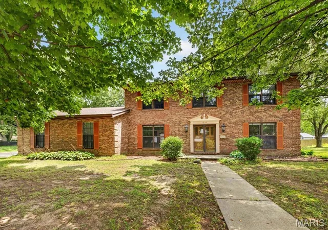 Photo 1 of Single family home for sale at 1020 N Smiley St, O Fallon, IL 62269 | MLS# MIS26043792 | Listing updated on 2026-09-08