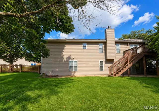 Photo 3 of Sale Pending at 2 Arbor Spgs, Troy, IL 62294 | MLS# MIS26043817 | Listing updated on 2026-08-18