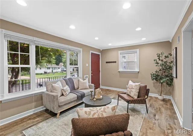 3rd image of 280 S Lafayette St, Florissant, MO 63031 | MLS# MIS26043820