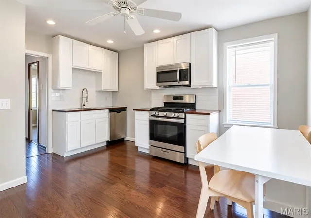 Photo 3 of Multi family home for sale at 3924 Miami St, Saint Louis, MO 63116 | MLS# MIS26043844 | Listing updated on 2026-10-27