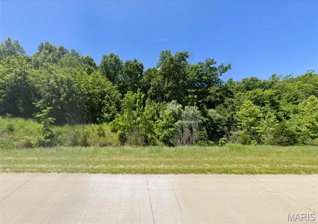 Homes for sale in Fulton, MO | 1425 W 7th St, Fulton, MO 65251 | MLS# MIS26043865