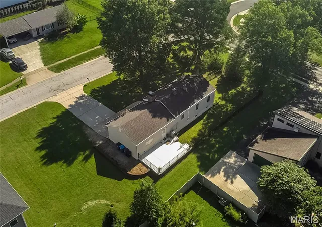 34th image of 304 Essen Ln, Ballwin, MO 63021 | MLS# MIS26043867