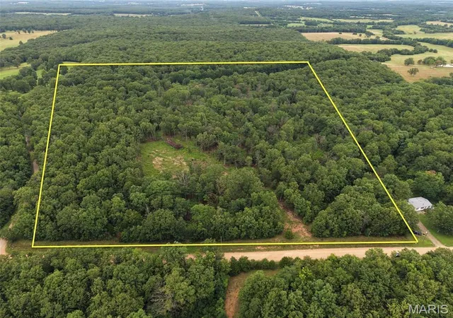Homes for sale in Stoutland, MO | 0 Robin Dr, Stoutland, MO 65567 | MLS# MIS26043873