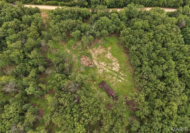 Photo 3 of Land for sale at 0 Robin Dr, Stoutland, MO 65567 | MLS# MIS26043873 | Listing updated on 2026-08-15