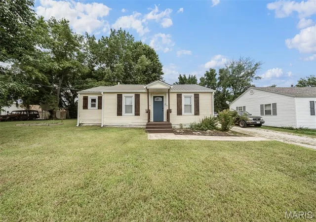 1st image of 804 E Hunt St, Salem, MO 65560 | MLS# MIS26043883