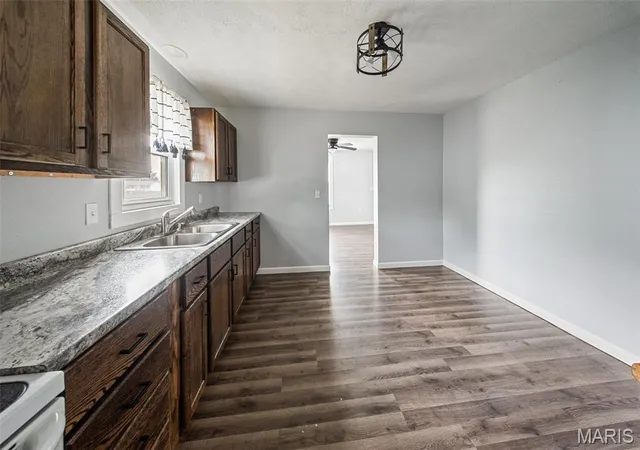 5th image of 804 E Hunt St, Salem, MO 65560 | MLS# MIS26043883