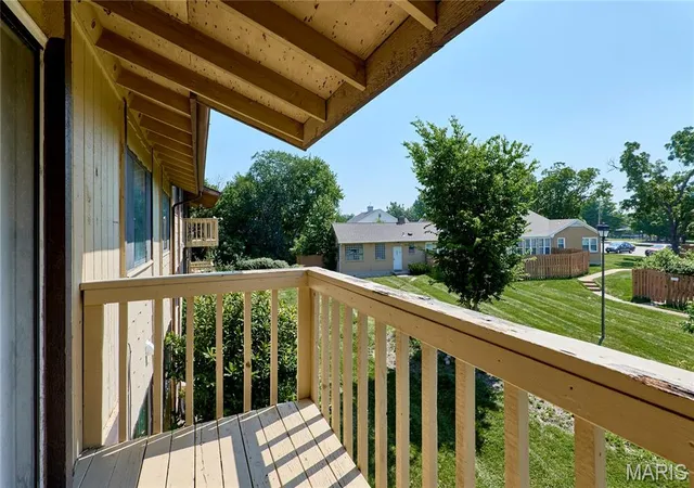2nd image of 80 Lemans Ct #80, Lake Saint Louis, MO 63367 | MLS# MIS26043899