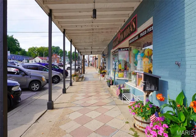 Photo 5 of House for sale at 409 Market St, Hermann, MO 65041 | MLS# MIS26043923 | Listing updated on 2026-07-09