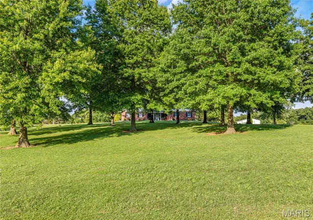 2nd image of 794 Linns Mill Rd, Troy, MO 63379 | MLS# MIS26043935