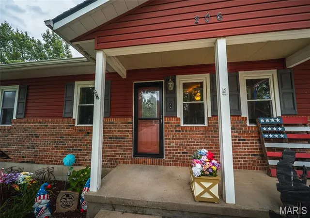 Homes for sale in Rolla, MO | 206 Brookridge Dr, Rolla, MO 65401 | MLS# MIS26043936