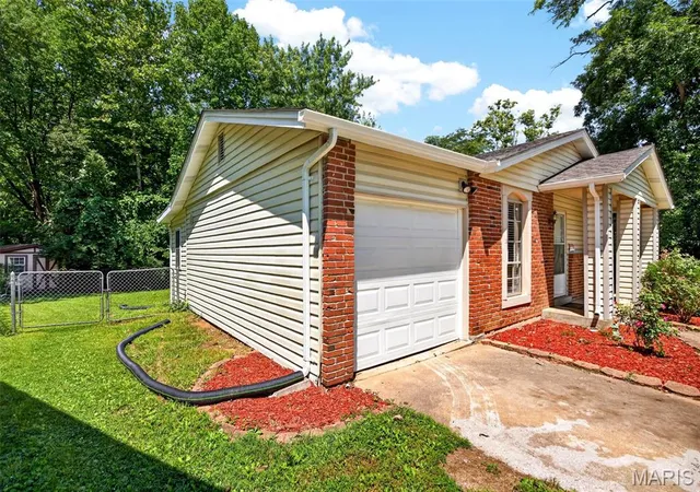 45th image of 1611 Autumn Hill Dr, O Fallon, MO 63366 | MLS# MIS26043949