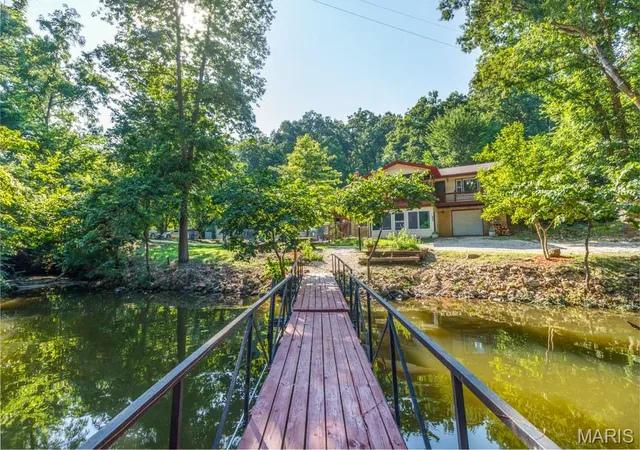 Homes for sale in Camdenton, MO | 3071 Possum Hollow Dr, Camdenton, MO 65020 | MLS# MIS26043970