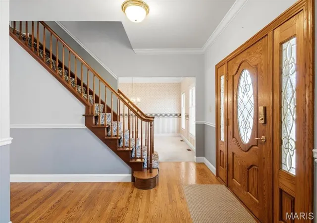 Photo 4 of Sale Pending at 477 Redwood Forest Dr, Ballwin, MO 63021 | MLS# MIS26043975 | Listing updated on 2026-10-03