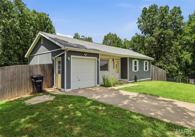 2nd image of 20599 Snicker Ct, Waynesville, MO 65583 | MLS# MIS26043984