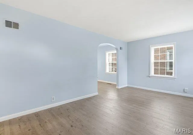 5th image of 7262 Mackenzie Rd, Affton, MO 63123 | MLS# MIS26043989