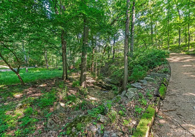 3rd image of 30 Rockwood Forest Vly, Eureka, MO 63025 | MLS# MIS26044012