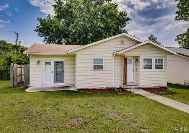 1st image of 1134 Spruce St, Bismarck, MO 63624 | MLS# MIS26044023