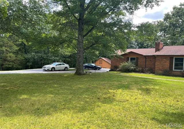 2nd image of 1191 Wood Summit Rd, Ellisville, MO 63021 | MLS# MIS26044024