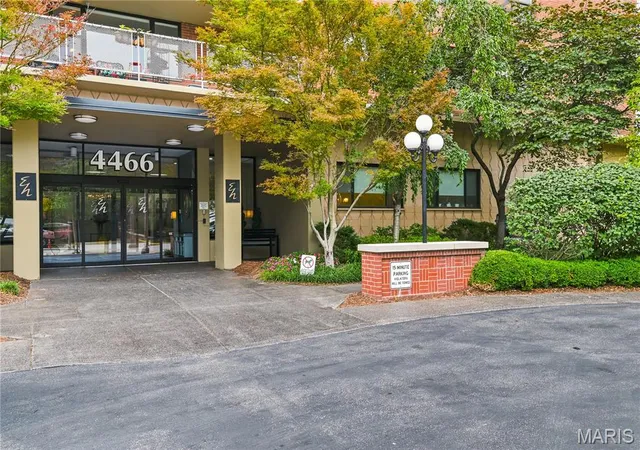 Homes for sale in St Louis, MO | 4466 W Pine Blvd #6B, St Louis, MO 63108 | MLS# MIS26044028