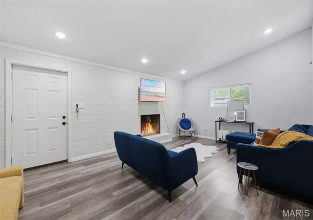 Photo 4 of Single family home for sale at 6830 Friarwood Dr, Saint Louis, MO 63134 | MLS# MIS26044053 | Listing updated on 2026-10-27