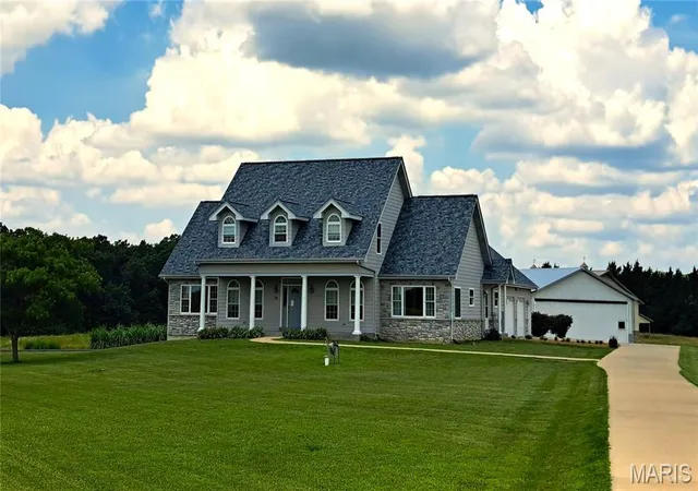 Photo 1 of Single family home for sale at 25 Barnstormer Ln, Foristell, MO 63348 | MLS# MIS26044063 | Listing updated on 2026-08-23