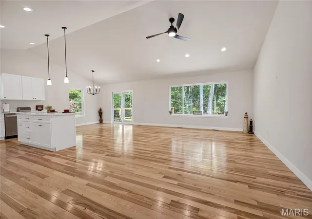 4th image of 6103 Union Dr, Hillsboro, MO 63050 | MLS# MIS26044065