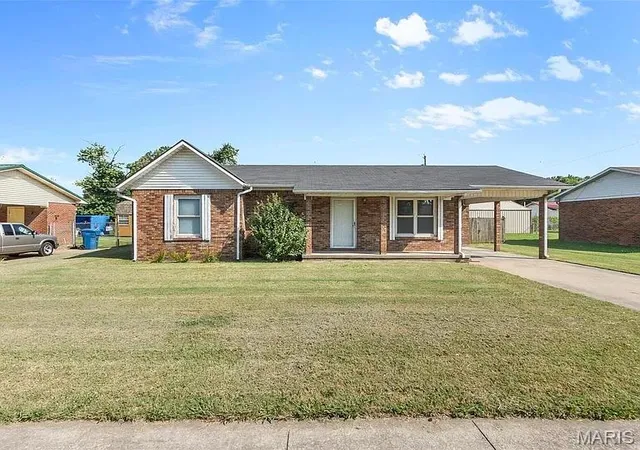 Homes for sale in New Madrid, MO | 151 Saint Virginia, New Madrid, MO 63869 | MLS# MIS26044085