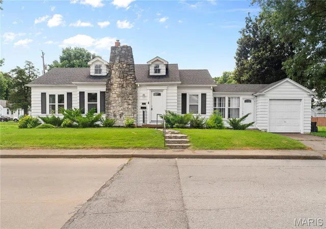 1st image of 1716 E B St, Belleville, IL 62221 | MLS# MIS26044087
