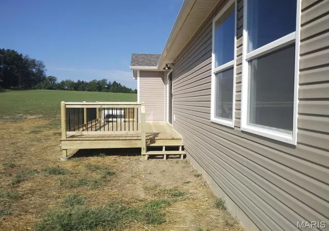 Photo 4 of Single family home for sale at 3710 Indigo Bunting Lane, Bismarck, MO 63624 | MLS# MIS26044093 | Listing updated on 2026-10-13