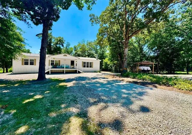 Homes for sale in Monroe City, MO | 44513 Willow Ln, Monroe City, MO 63456 | MLS# MIS26044098