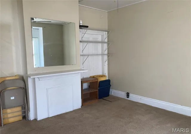 Photo 3 of Sale Pending at 5121 Wicklow Pl, St Louis, MO 63111 | MLS# MIS26044166 | Listing updated on 2026-08-28