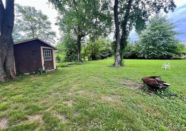 Homes for sale in Richland, MO | 619 E National Ave, Richland, MO 65556 | MLS# MIS26044177
