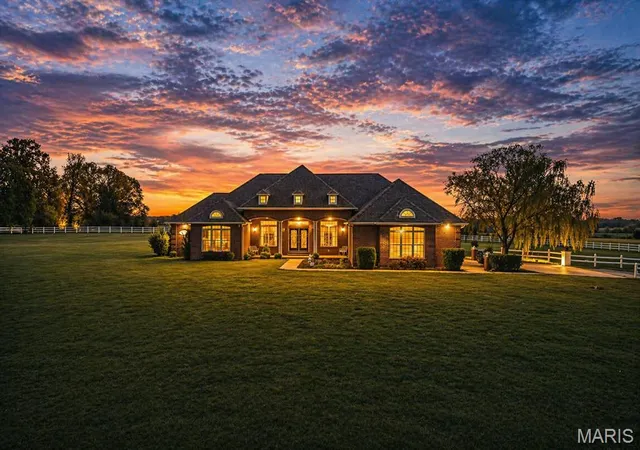 Homes for sale in Dixon, MO | 11447 Hwy D, Dixon, MO 65459 | MLS# MIS26044179
