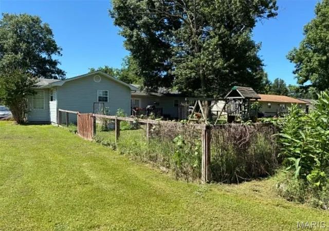Homes for sale in Dexter, MO | 1000 Susan St, Dexter, MO 63841 | MLS# MIS26044195