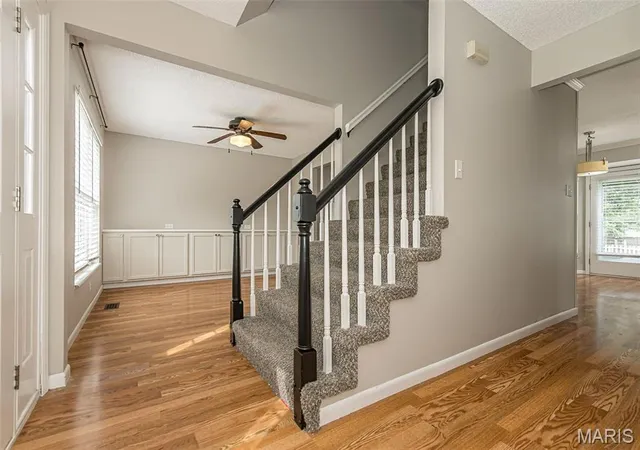 2nd image of 428 Chelsea Way Dr, Saint Charles, MO 63304 | MLS# MIS26044218