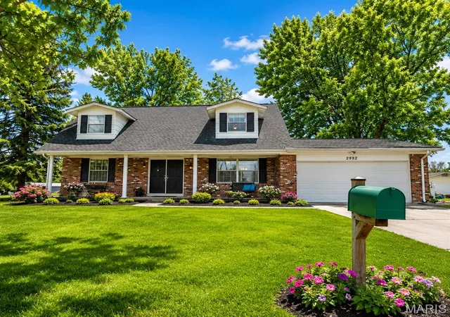 Photo 1 of Single family home for sale at 2992 Brooklands Wy, Saint Charles, MO 63303 | MLS# MIS26044226 | Listing updated on 2026-09-03