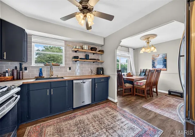 Photo 2 of Single family home for sale at 2992 Brooklands Wy, Saint Charles, MO 63303 | MLS# MIS26044226 | Listing updated on 2026-09-03