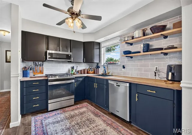 Photo 3 of Single family home for sale at 2992 Brooklands Wy, Saint Charles, MO 63303 | MLS# MIS26044226 | Listing updated on 2026-09-03