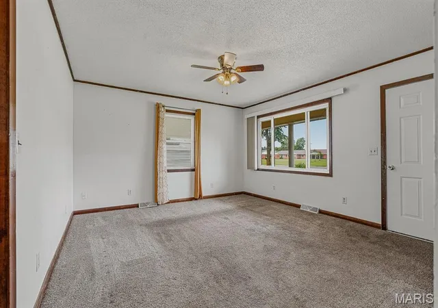 Homes for sale in Gideon, MO | 205 S Lunbeck Ave, Gideon, MO 63848 | MLS# MIS26044256