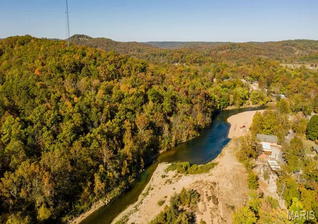 Homes for sale in Eminence, MO | 17720 County Road 504, Eminence, MO 65466 | MLS# MIS26044275