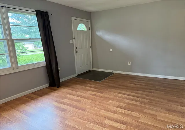 2nd image of 981 Westridge Dr, Pacific, MO 63069 | MLS# MIS26044276
